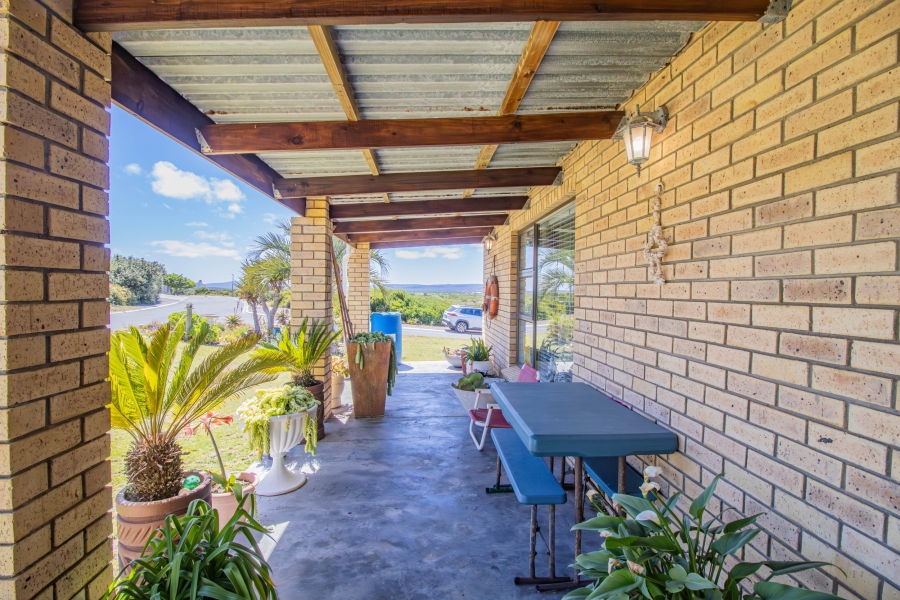 4 Bedroom Property for Sale in Yzerfontein Western Cape